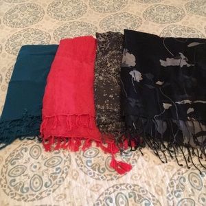 Blanket scarves
